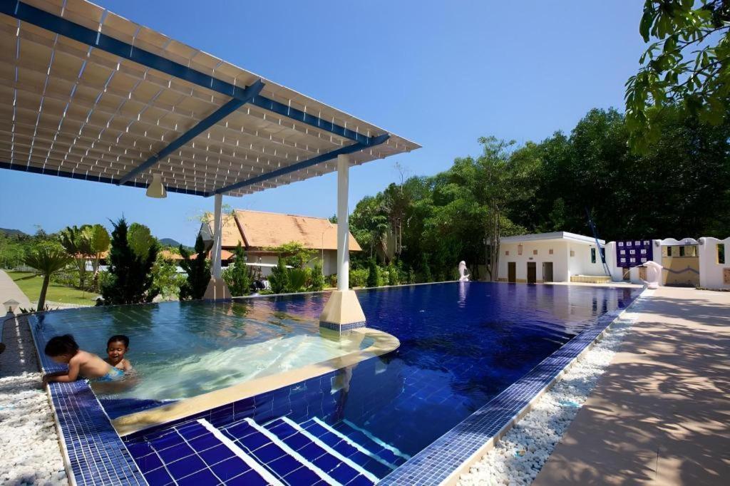 Anavilla Tangke Resort Khanom Luaran gambar